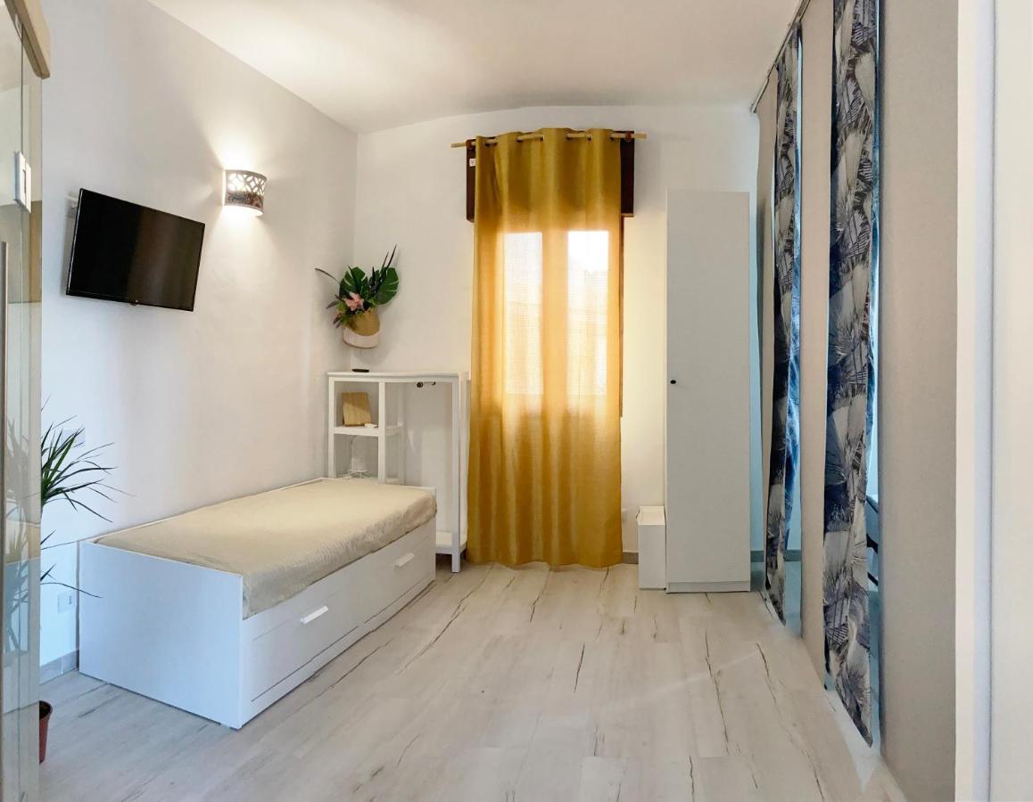 Noemi Holiday House Agnone Bagni Exteriör bild