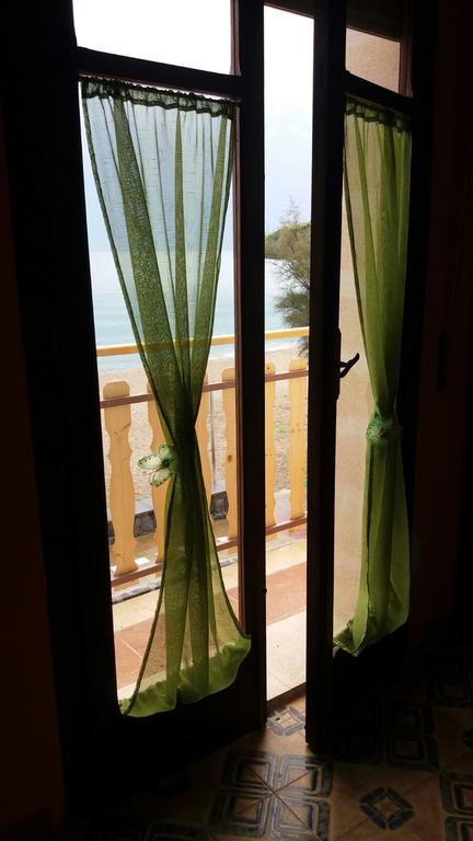 Noemi Holiday House Agnone Bagni Exteriör bild