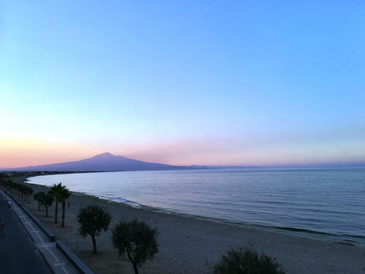 Noemi Holiday House Agnone Bagni Exteriör bild