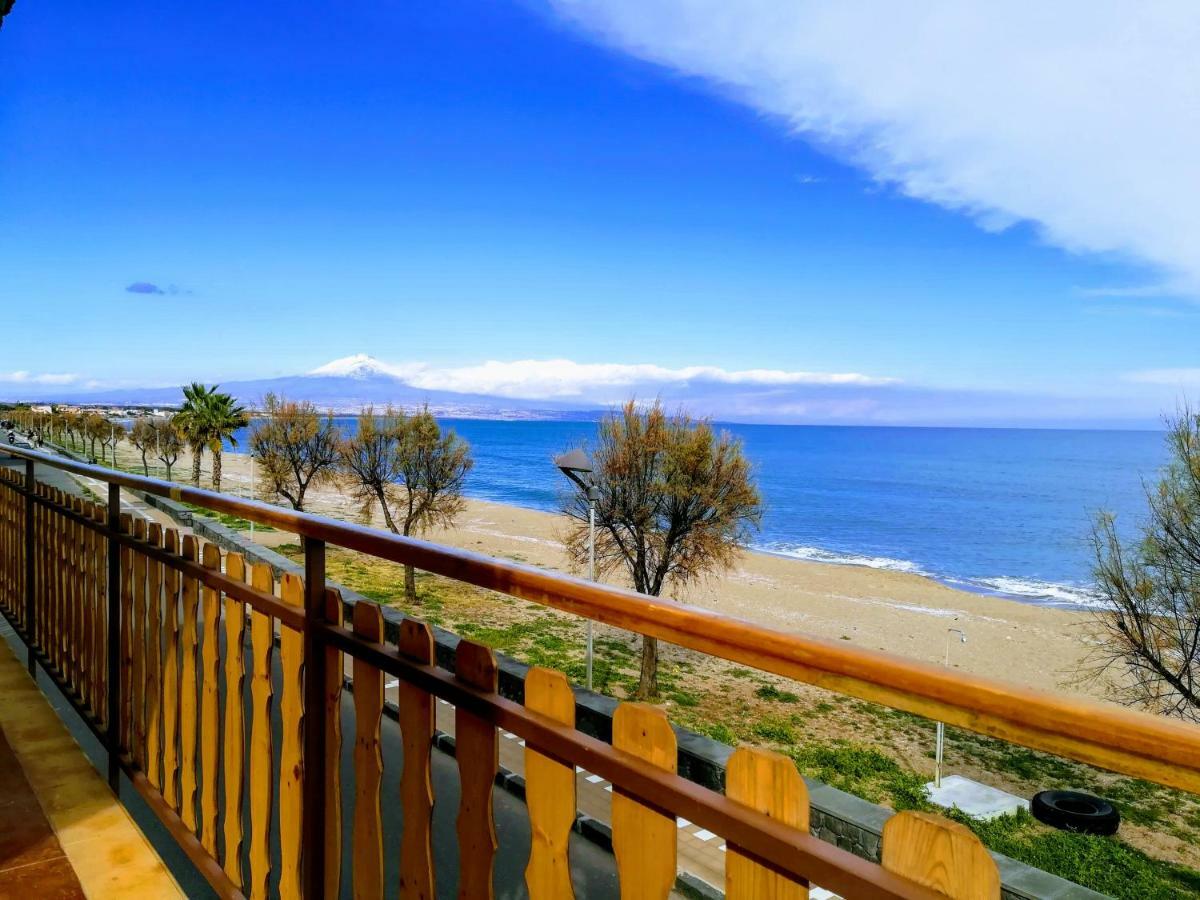 Noemi Holiday House Agnone Bagni Exteriör bild