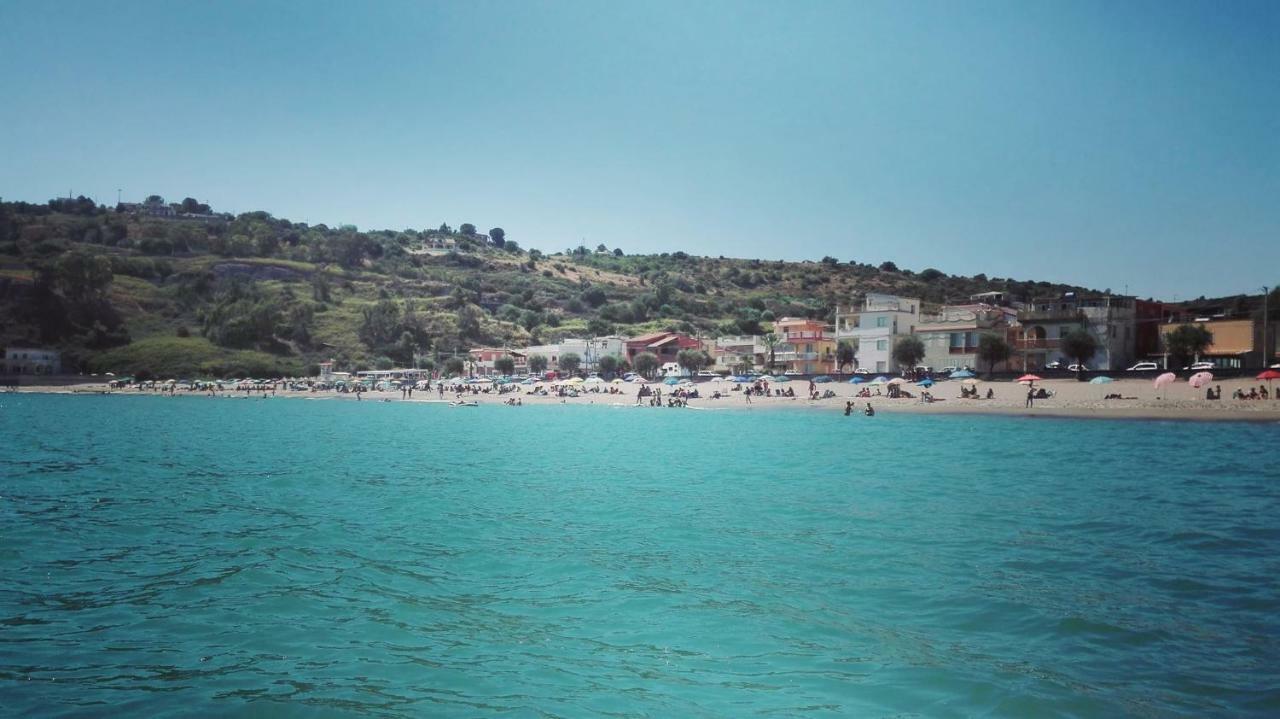 Noemi Holiday House Agnone Bagni Exteriör bild