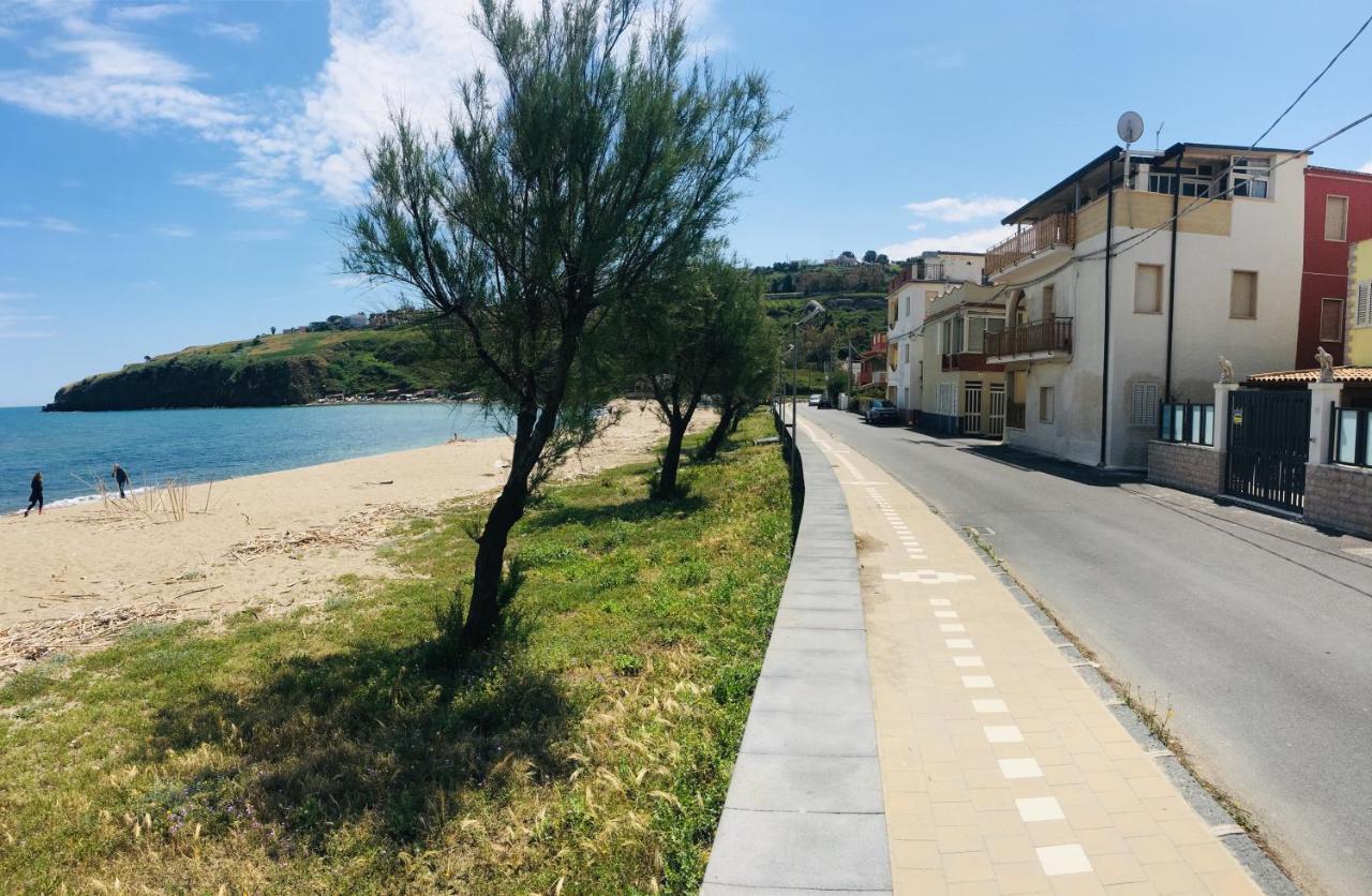 Noemi Holiday House Agnone Bagni Exteriör bild